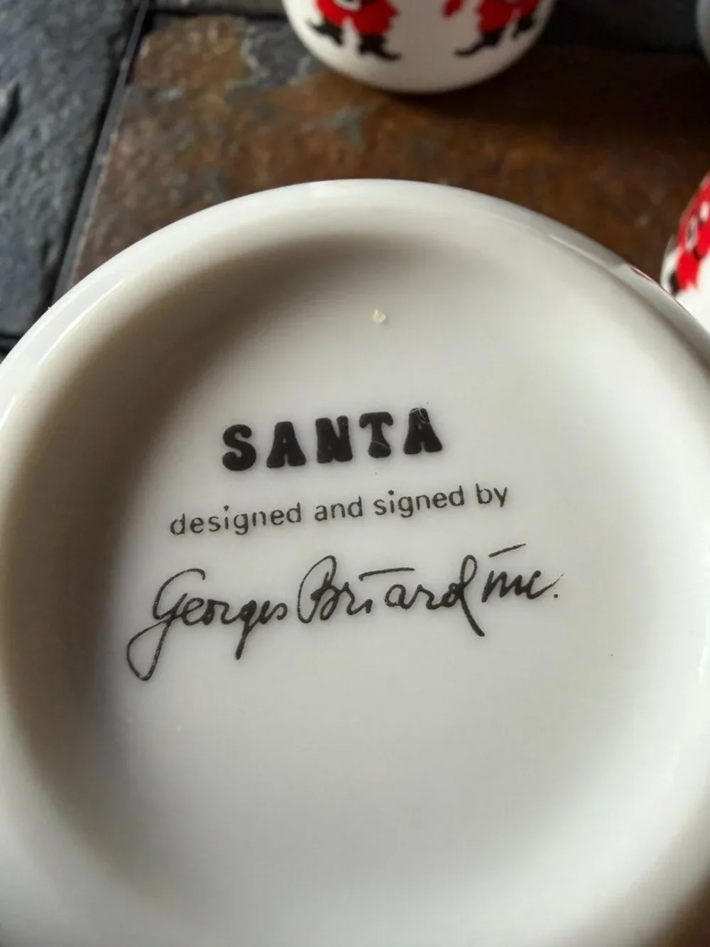 Vintage Georges Briard waving Santa mugs set of four circa 1971